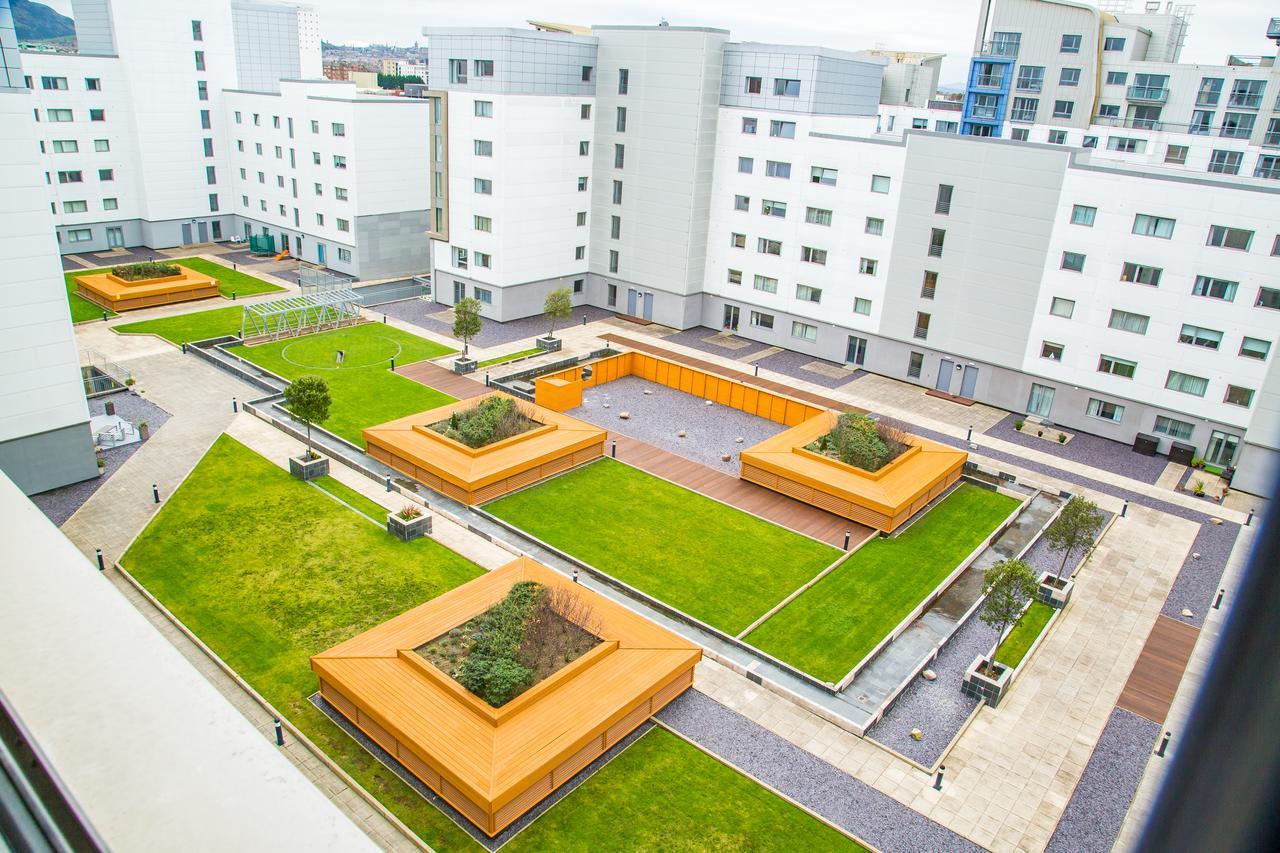 Western Harbour View Apartment *