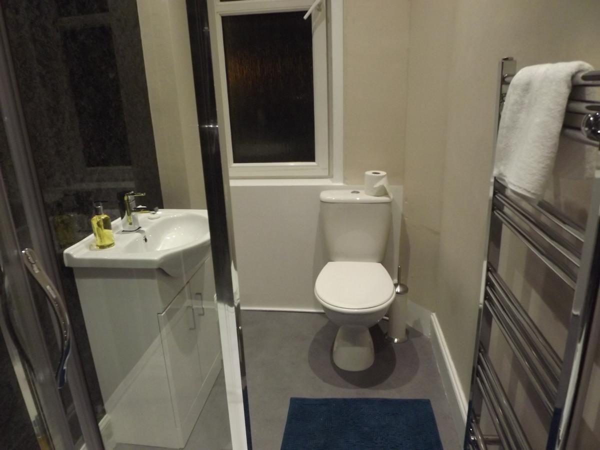 Cosy Flat In Duff Street Apartment *