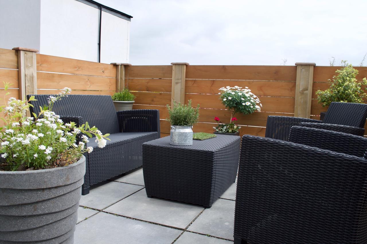 2 Bedroom With Free Parking Apartment *