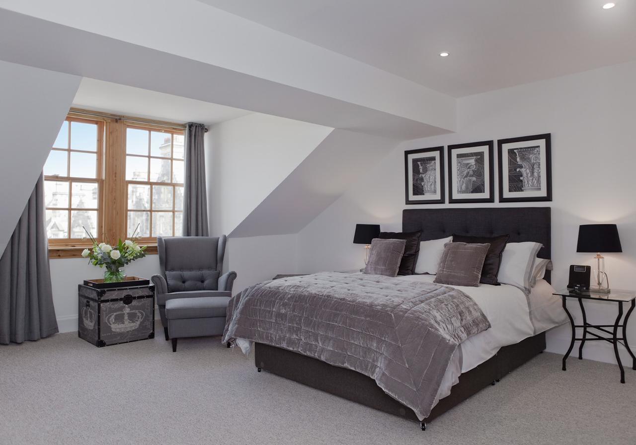 Royal Mile Penthouse - The Address * Edinburgh