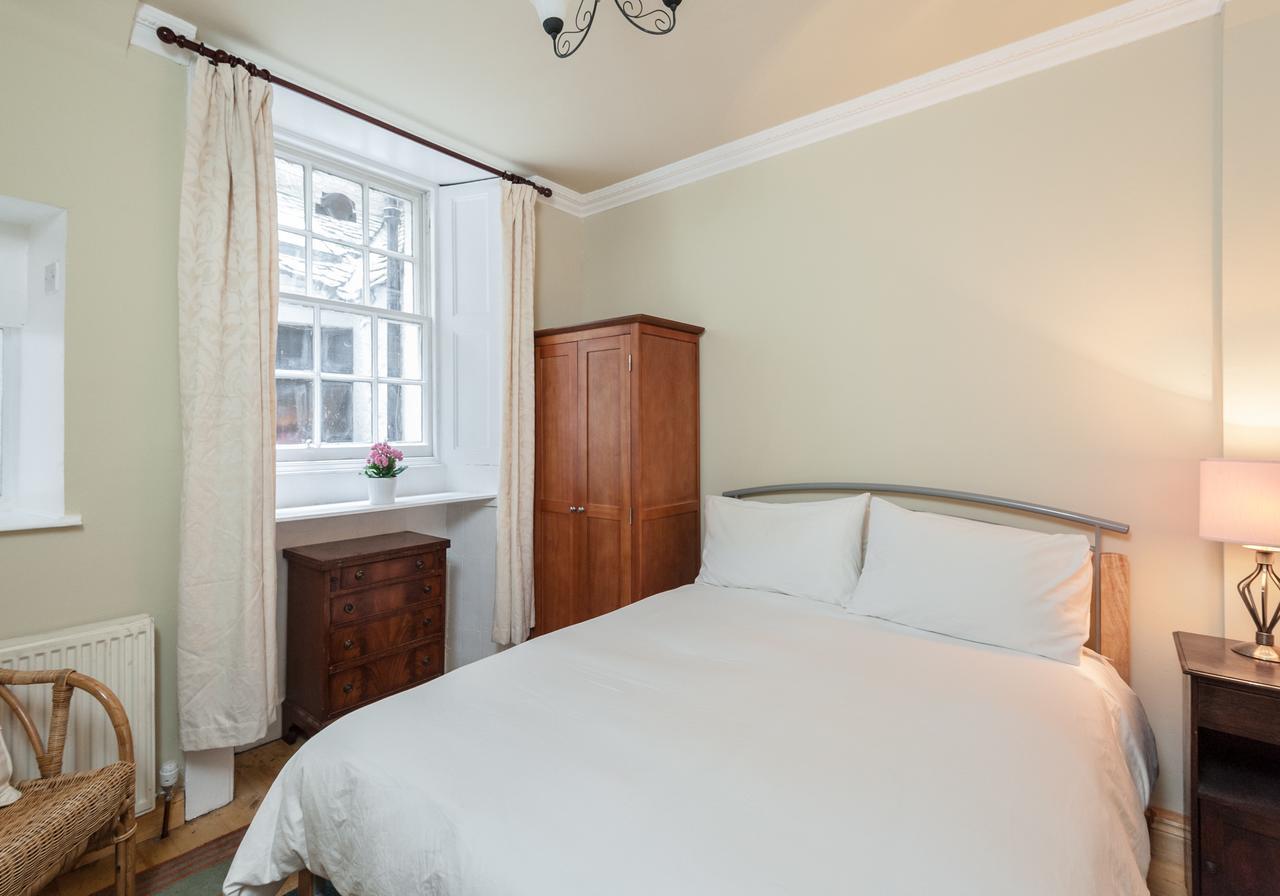 The Alva Street Apartment *