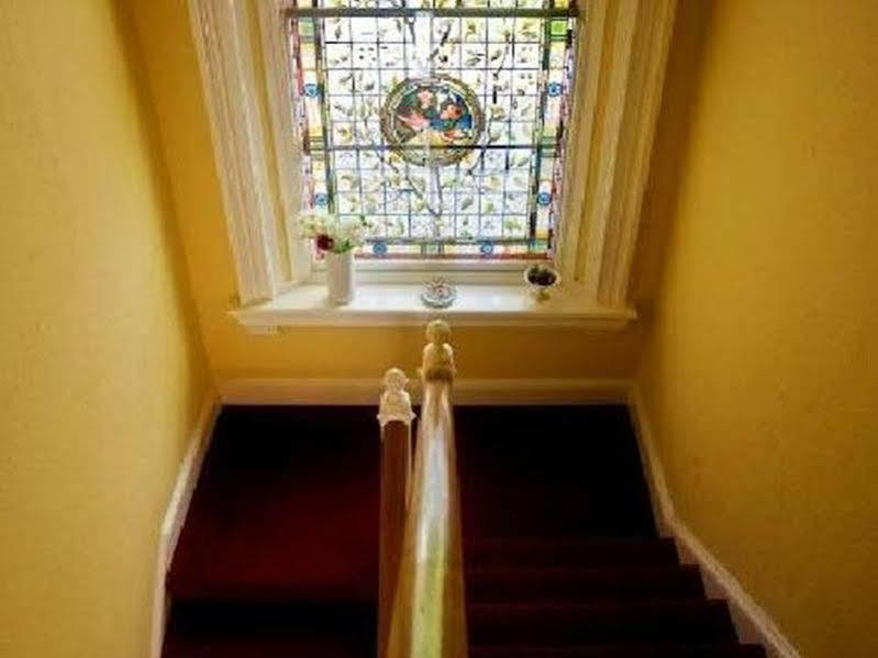 The Mayville Hotel 2*