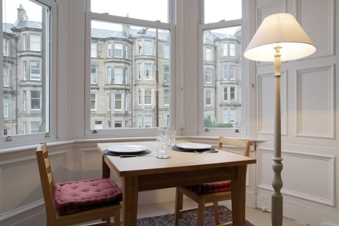 1 Bedroom Flat Near Centre Accommodates 4