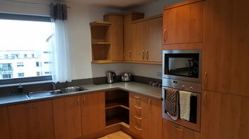Padzzz Apartment EDI