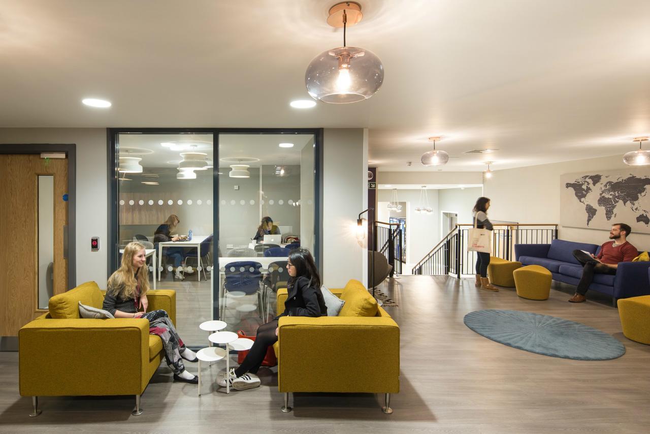 Edinburgh Haddington Place Hostel *