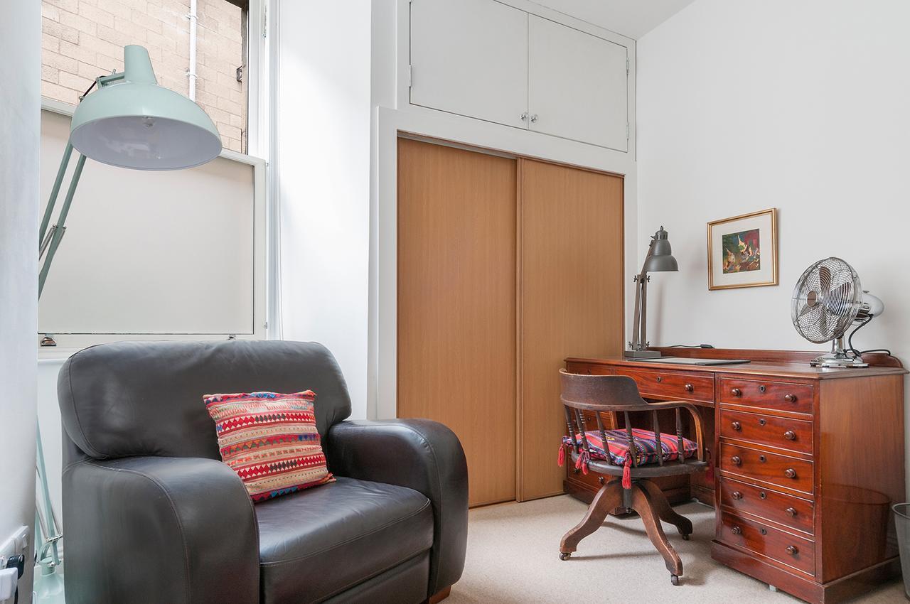 Atholl Crescent Lane * Edinburgh