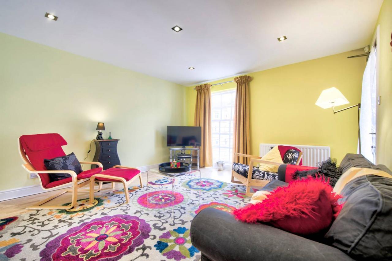 Altido Lovely 3br Townhouse With Free Parking And Balcony Edinburgh