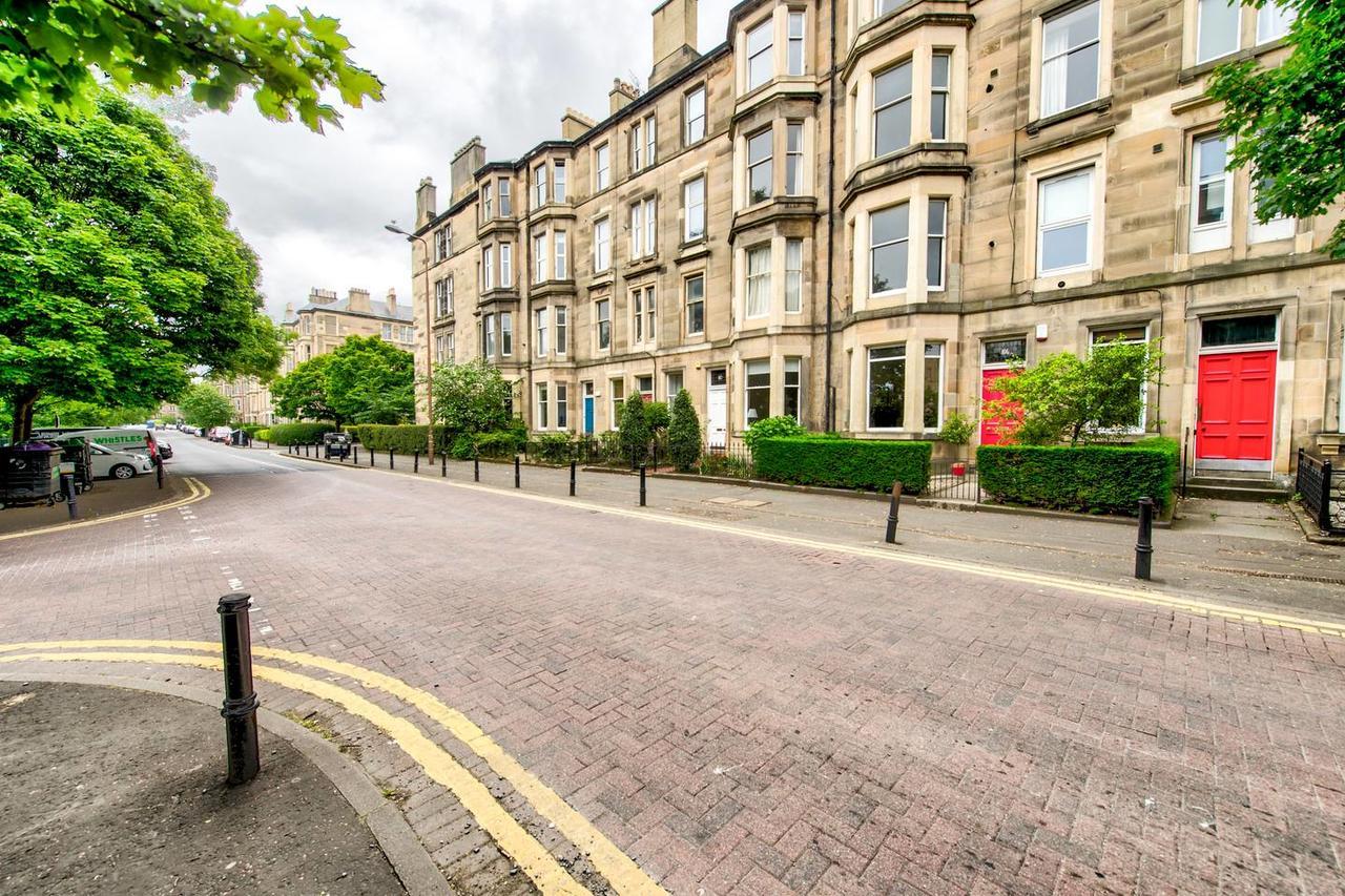 Bright With Stunning Views *