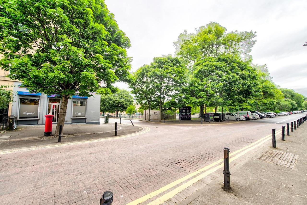 Bright With Stunning Views Apartment Edinburgh