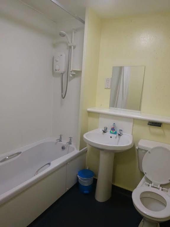 Metro Hostel
