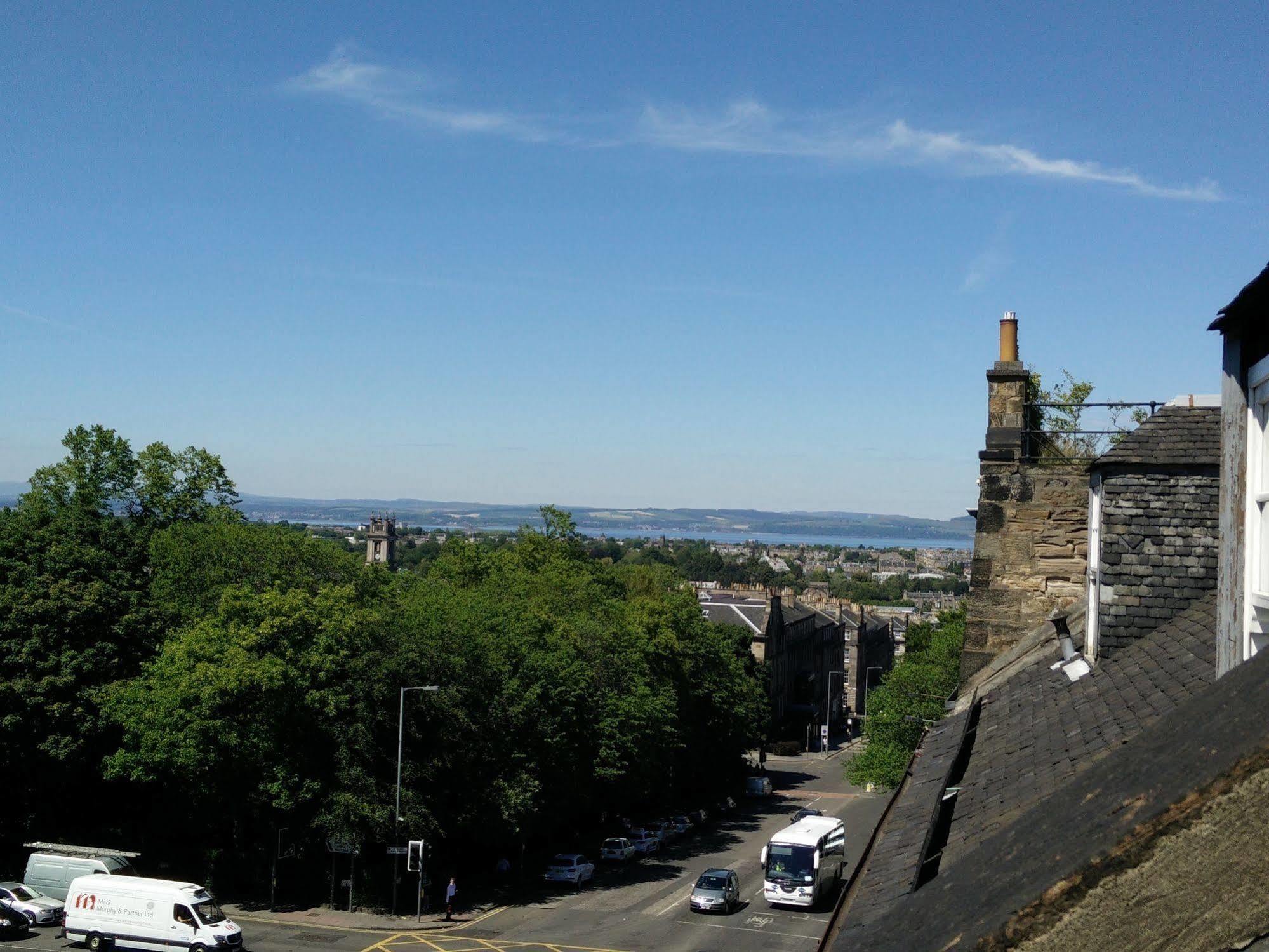 The Spires Apartment Edinburgh
