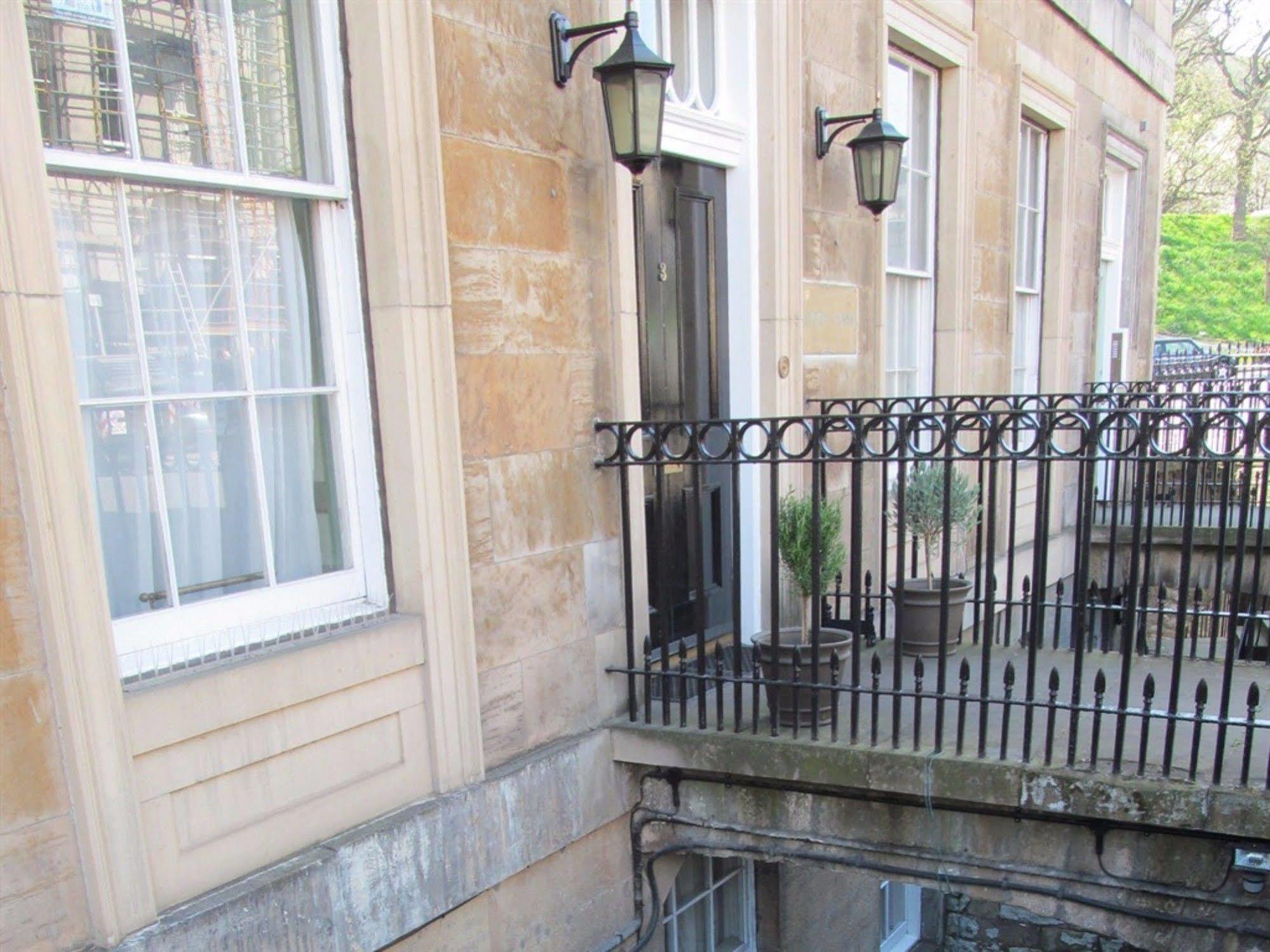 Lantern Guest house Edinburgh