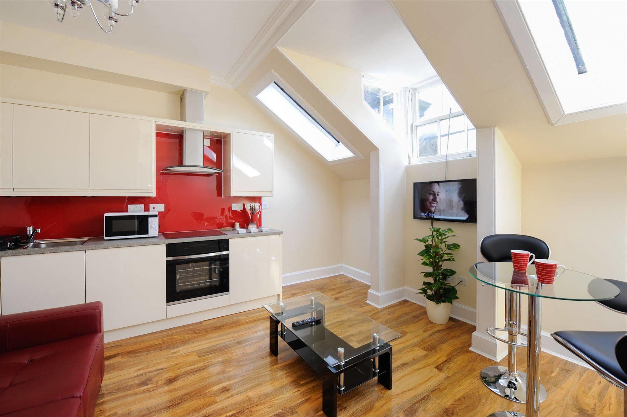 Edinburgh City Suites EDI