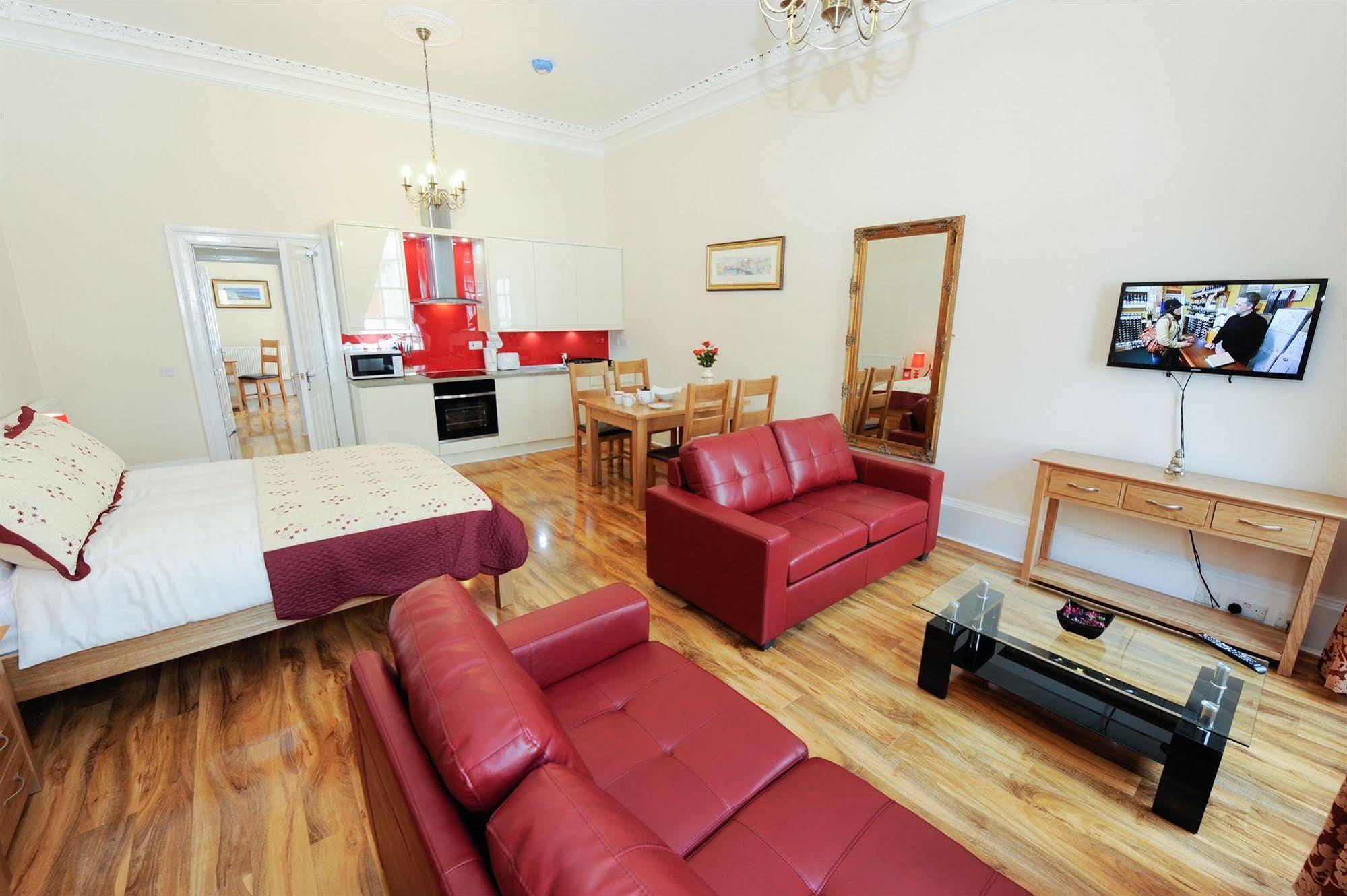 Edinburgh City Suites 4* EDI