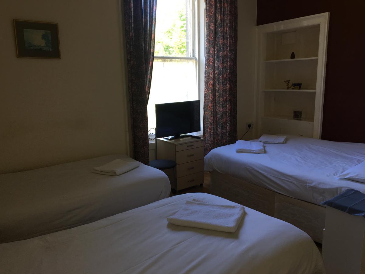 Counan Guest house Edinburgh
