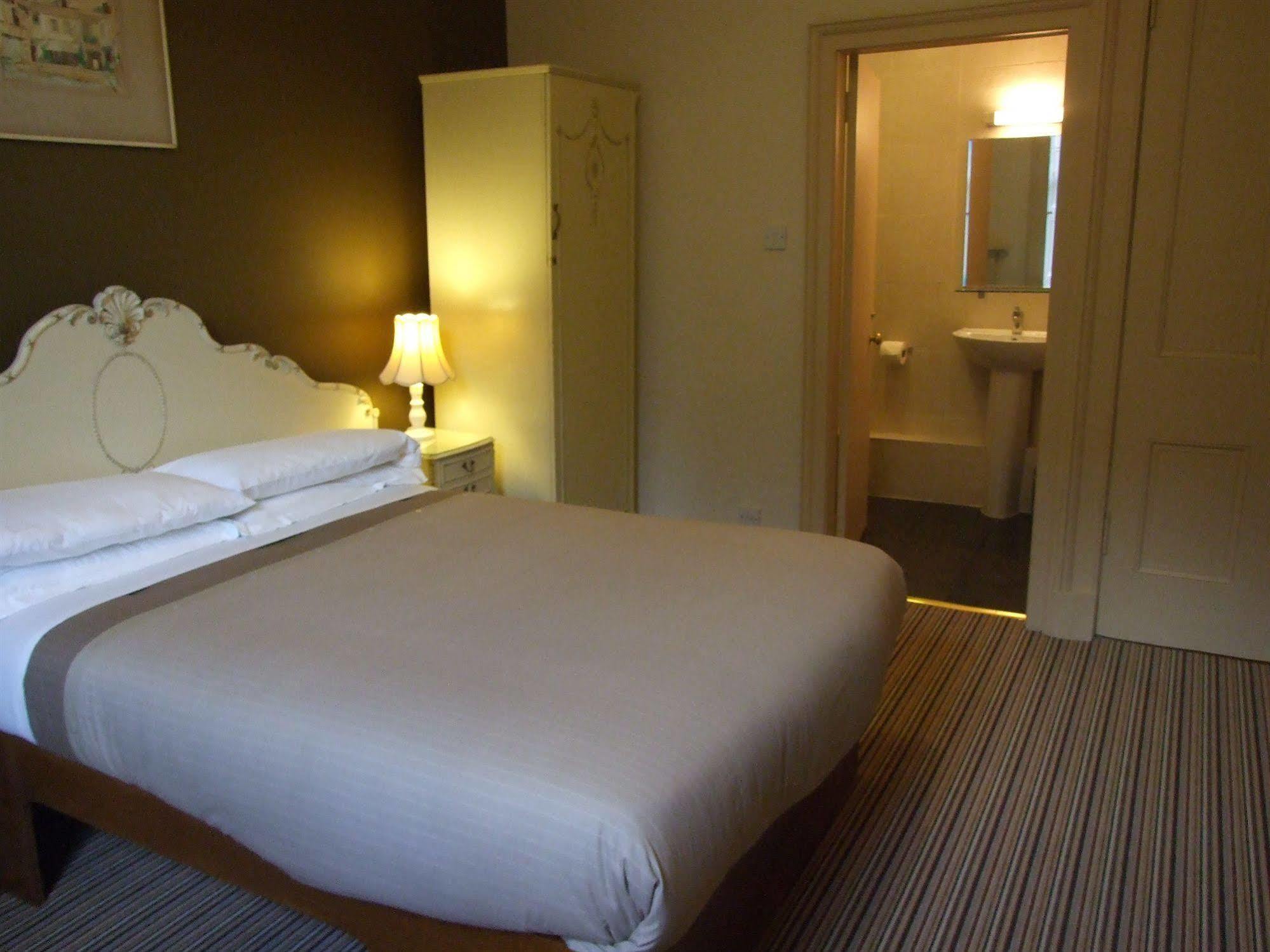 Guest house St Bernard's House (adults Only) 3*