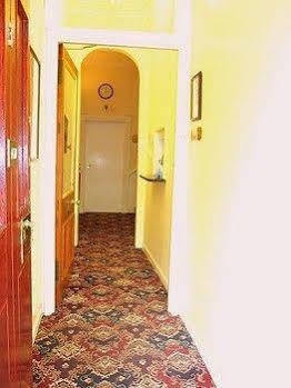 Merith House Hotel 3*