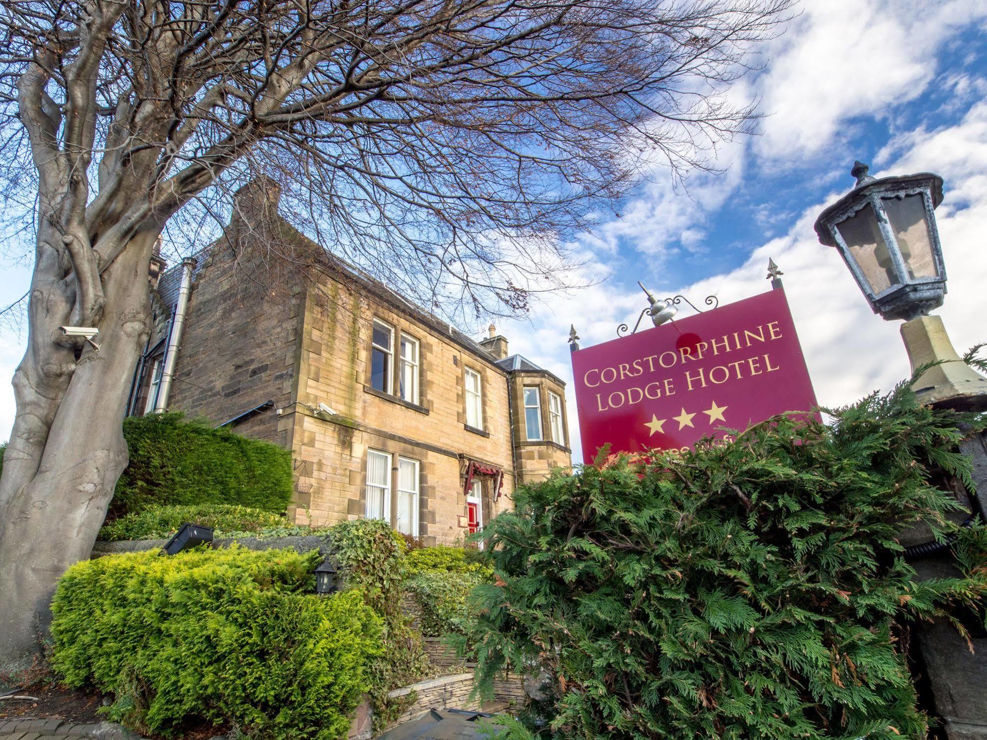 Corstorphine 3*