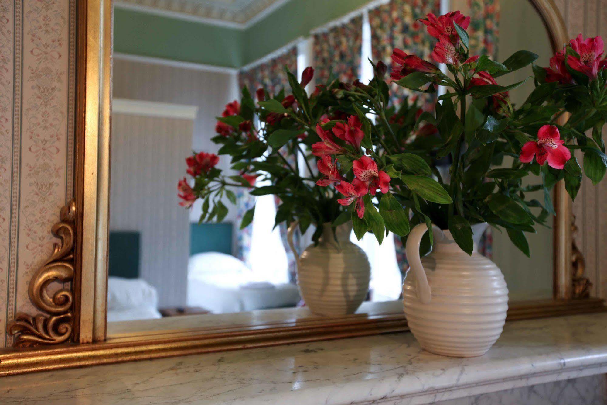 Mingalar Guest house Edinburgh