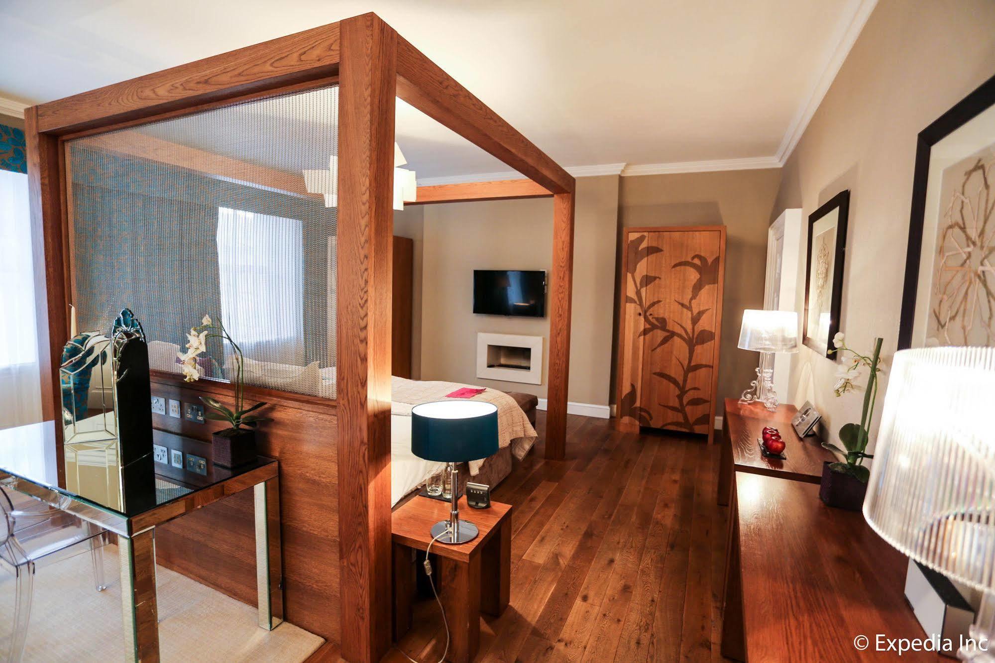 Hotel Tigerlily 4*