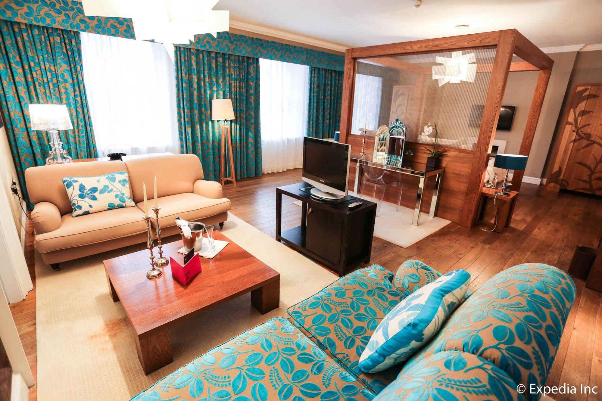 Tigerlily Hotel 4*