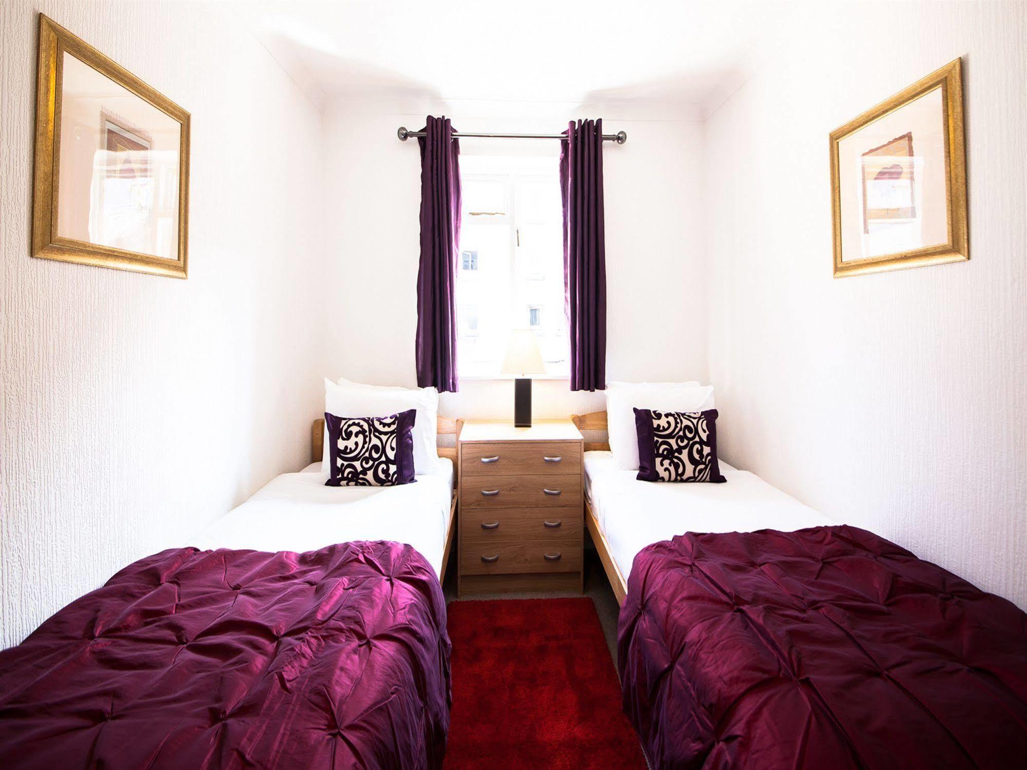 Leith Apartment *