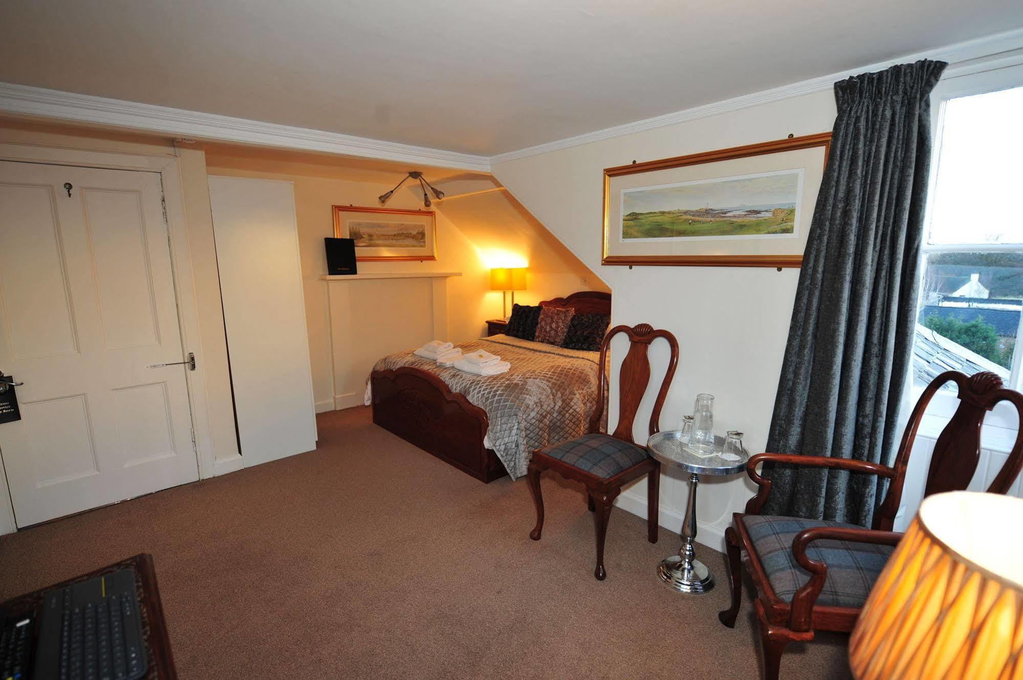 Bed & Breakfast Sixteen Edinburgh