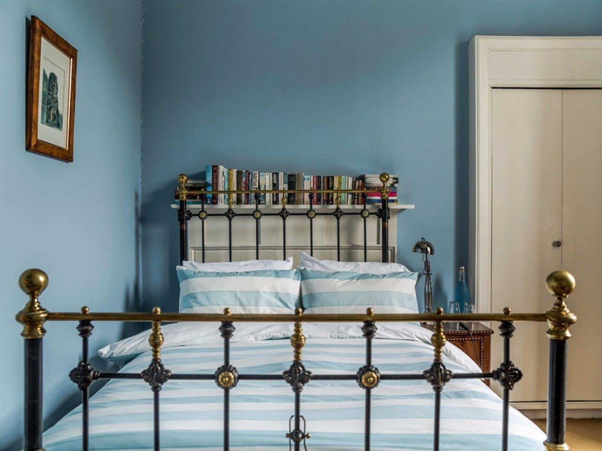Winter Cherry Bed & Breakfast 3*