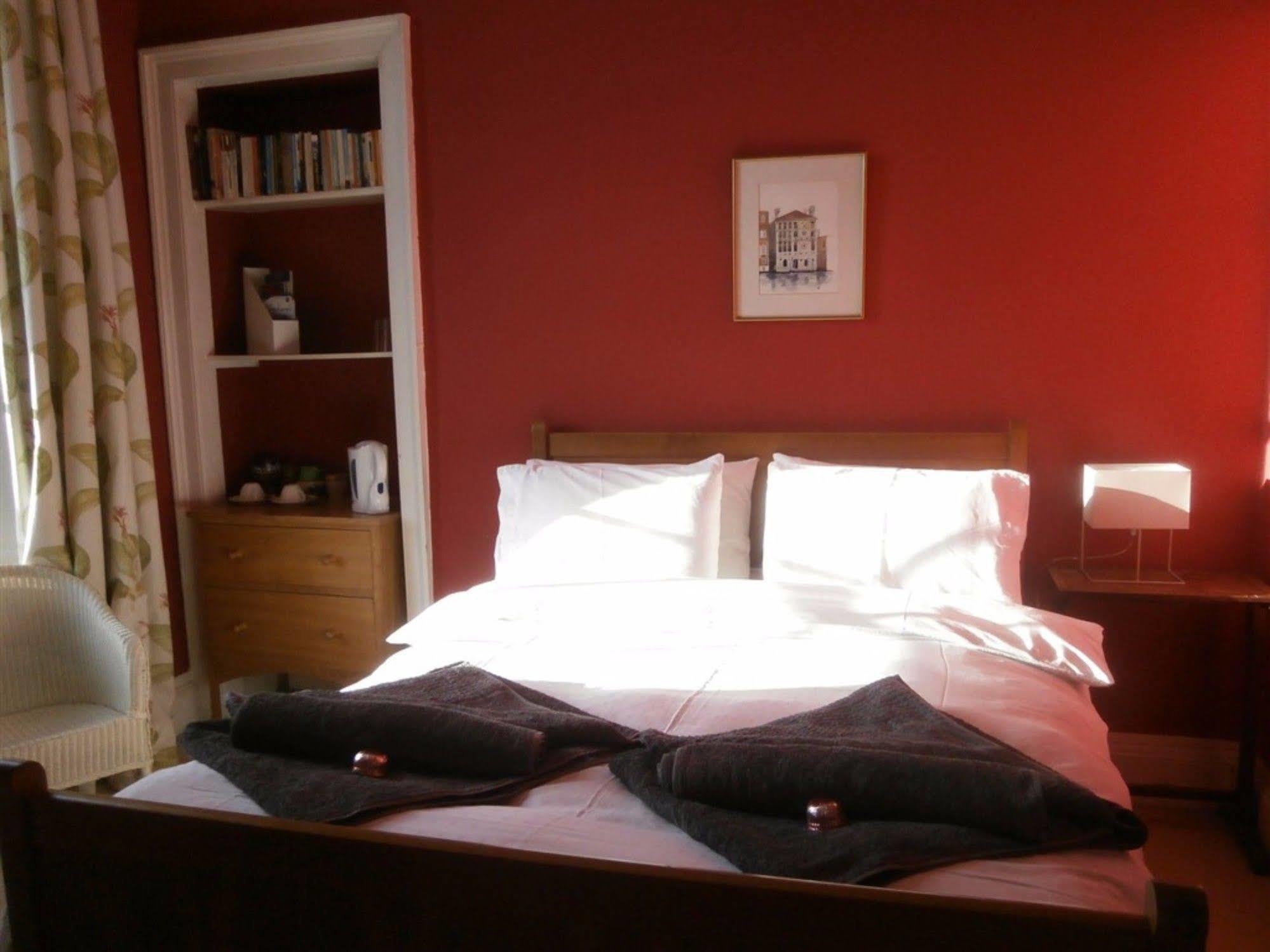 Winter Cherry 3* Edinburgh