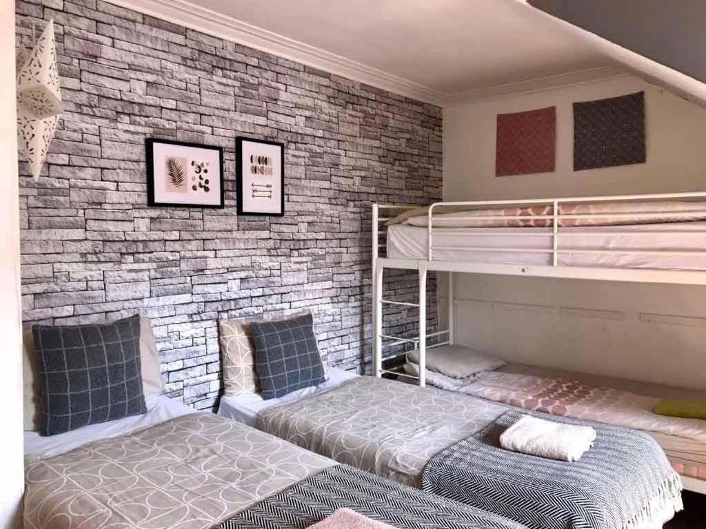 Guest house Kingsview 3*