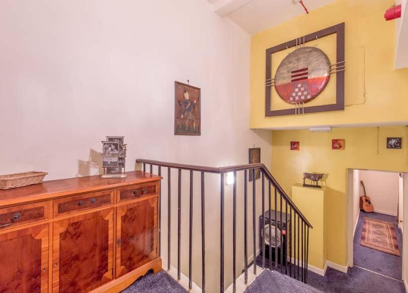 Apartment Spacious Arty *