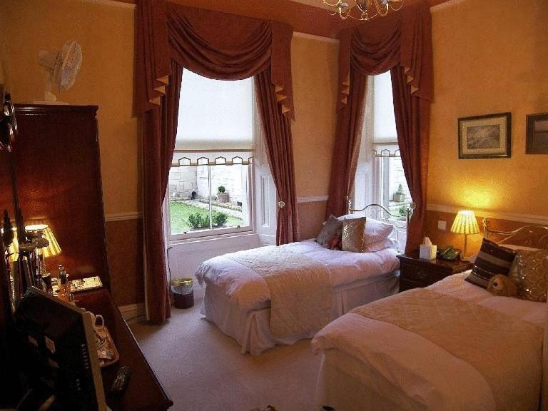 Kingsburgh House *