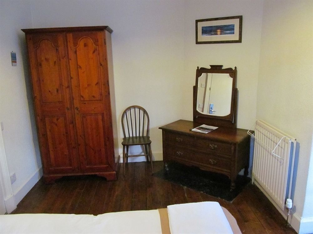 Lantern Guest house 3*