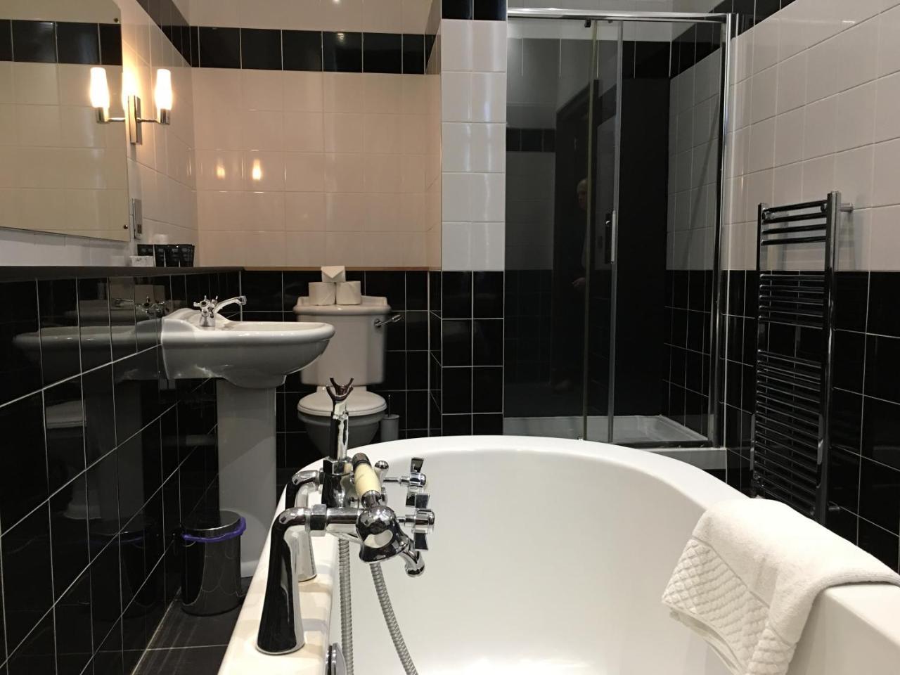 Albany Hotel 3*