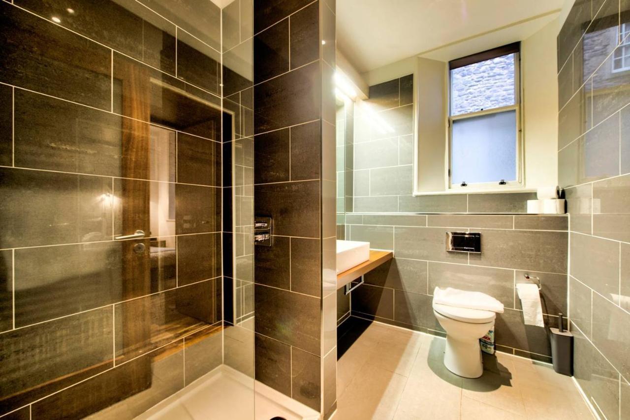 Amazing Views! North Bank Street Luxury Apartment *