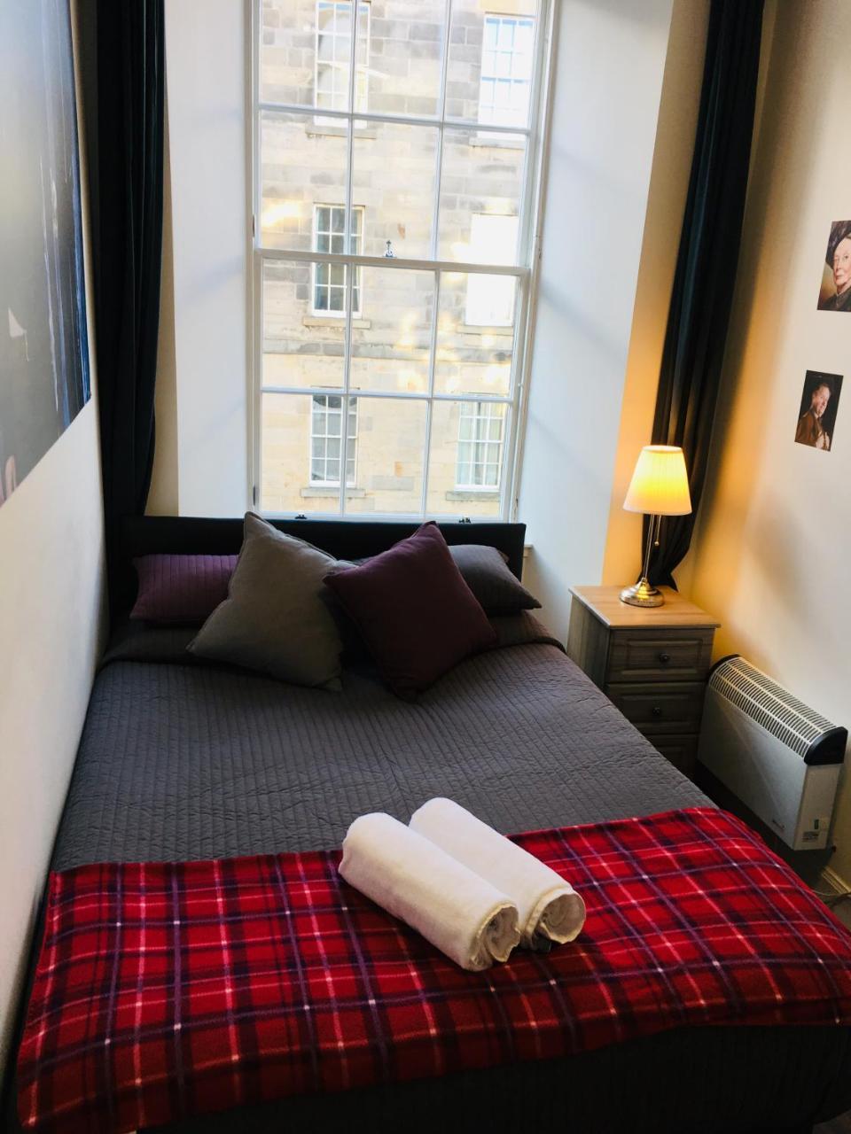Drummond Street * Edinburgh