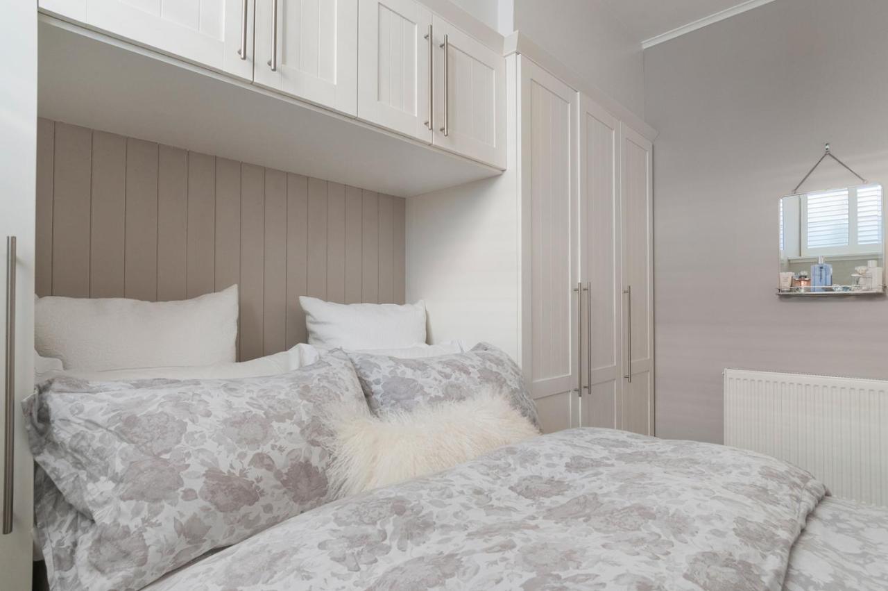Cosy Holiday In City Centre, Rose Street