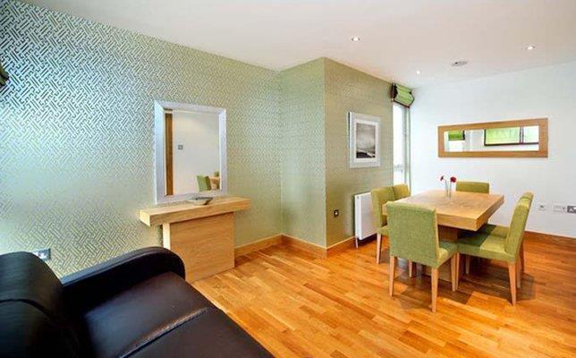 Aparthotel Staycity West End