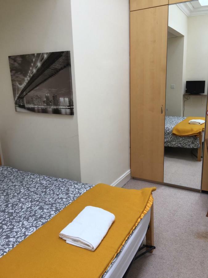 Bed & Breakfast Travel