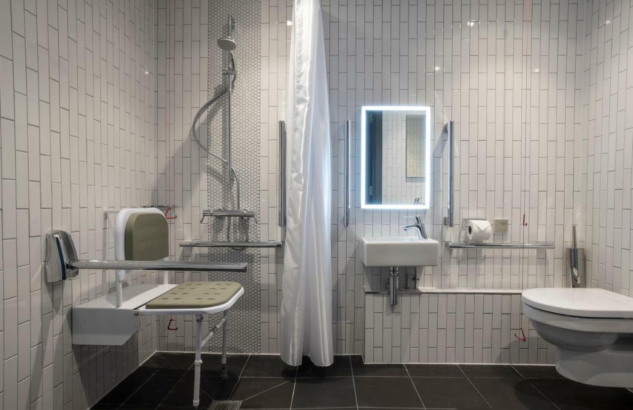 Hotel Point A Haymarket 3*