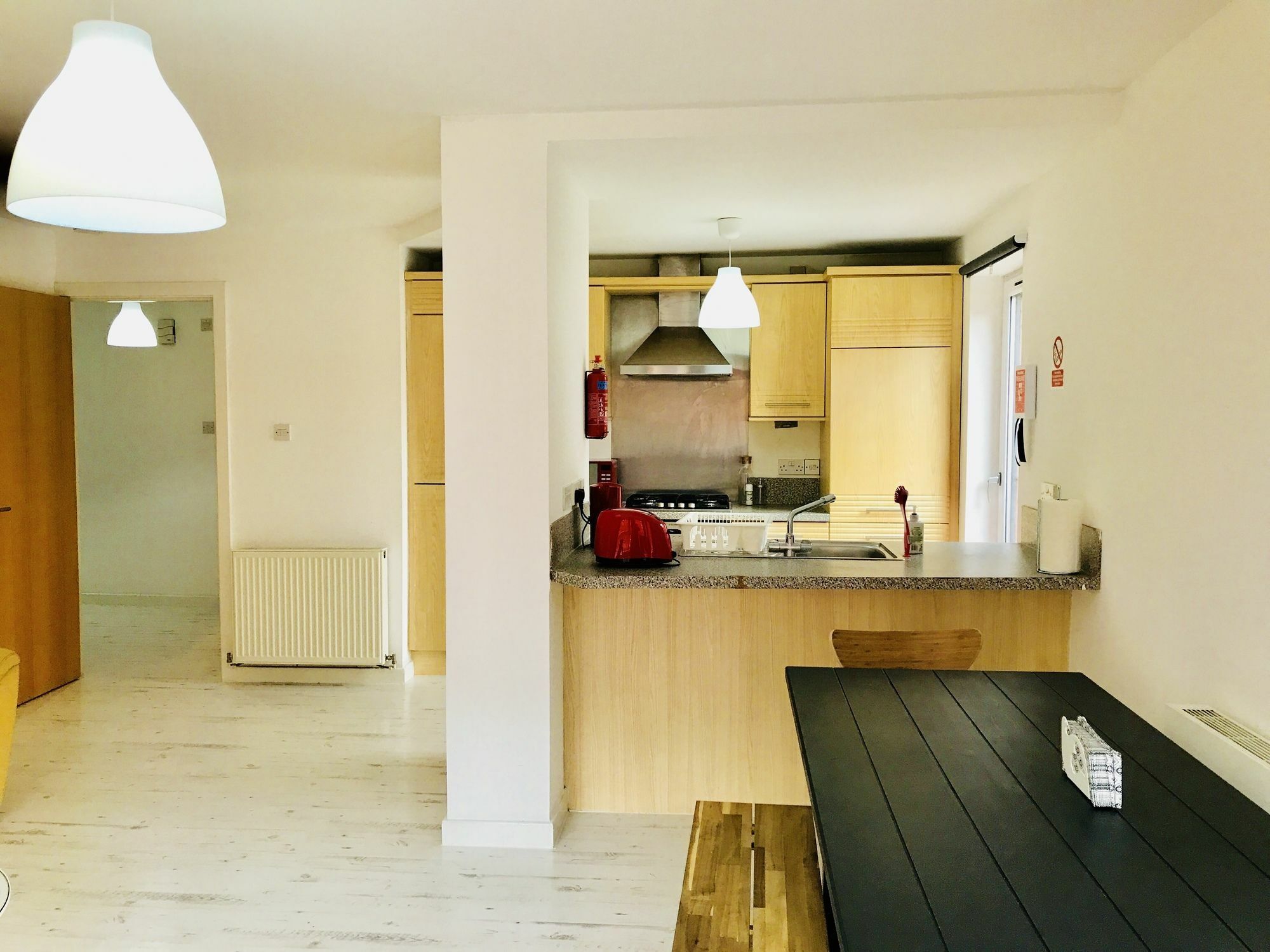 Two Bed Two Toilet Free Parking *