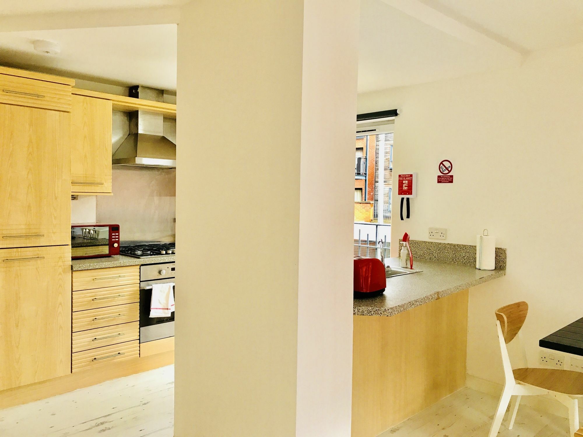 Two Bed Two Toilet Free Parking Apartment *