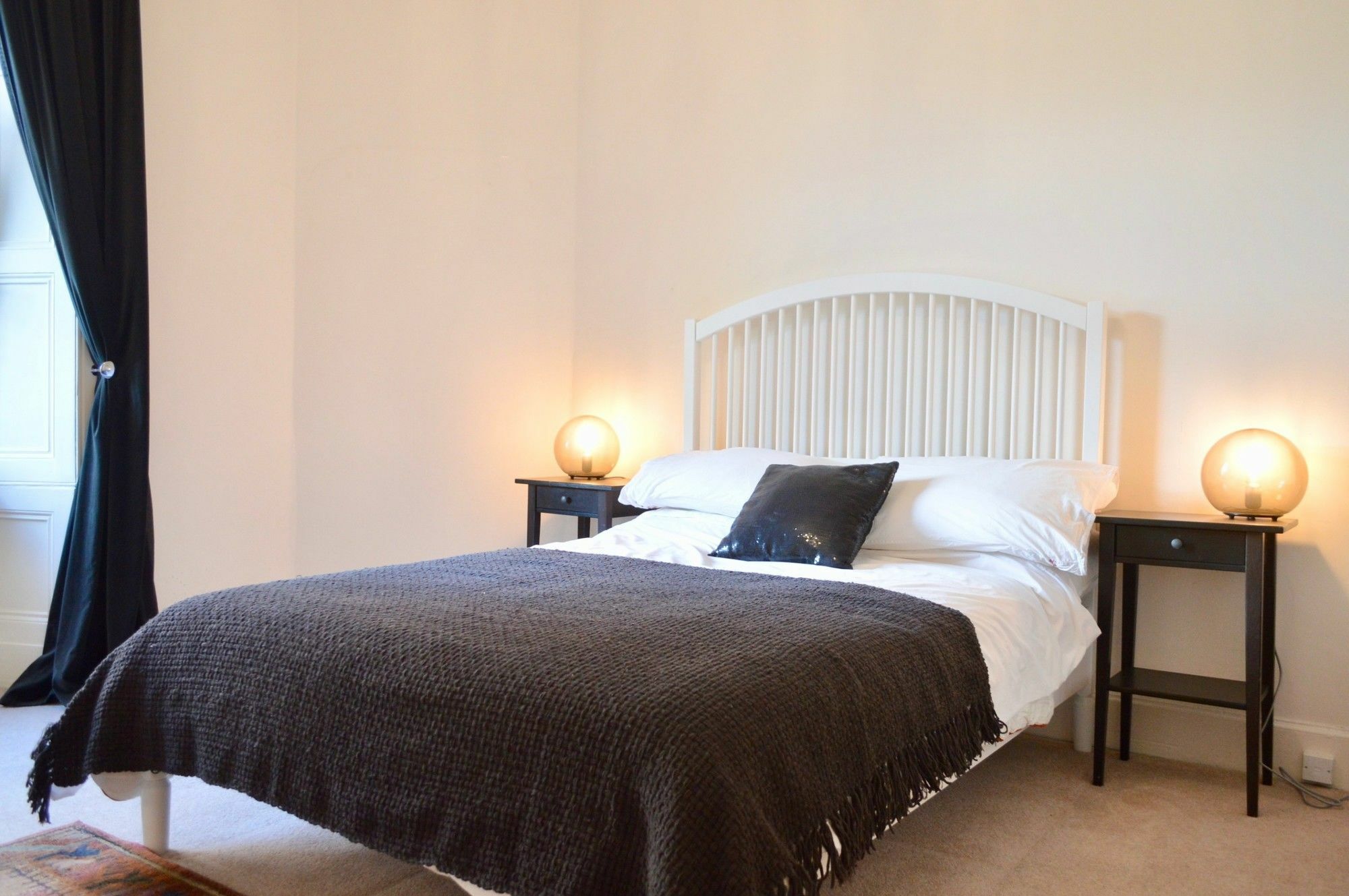 2 Bedroom Morningside Flat Sleeps 4 * Edinburgh