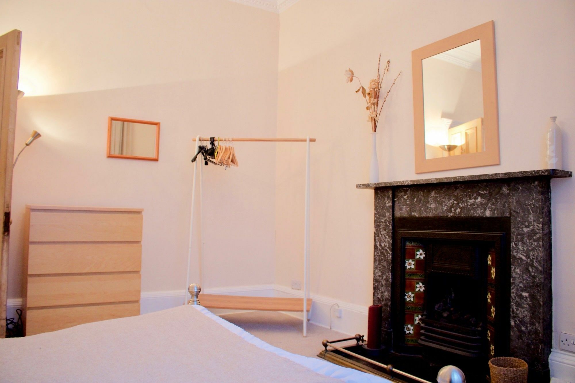 2 Bedroom Stockbridge Flat Apartment Edinburgh
