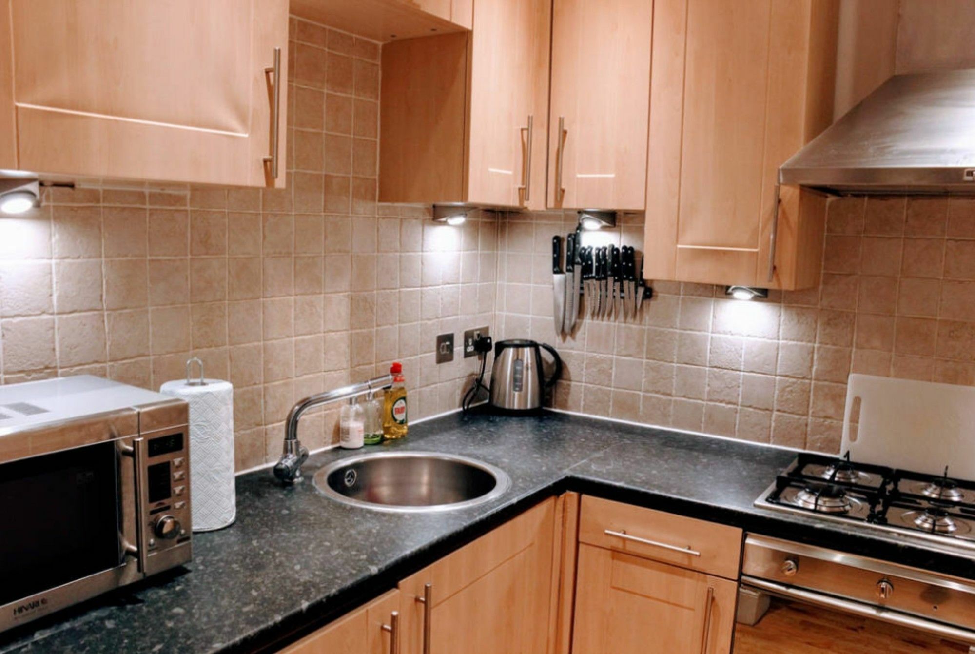 Apartment 1 Bedroom In Leafy Morningside Edinburgh