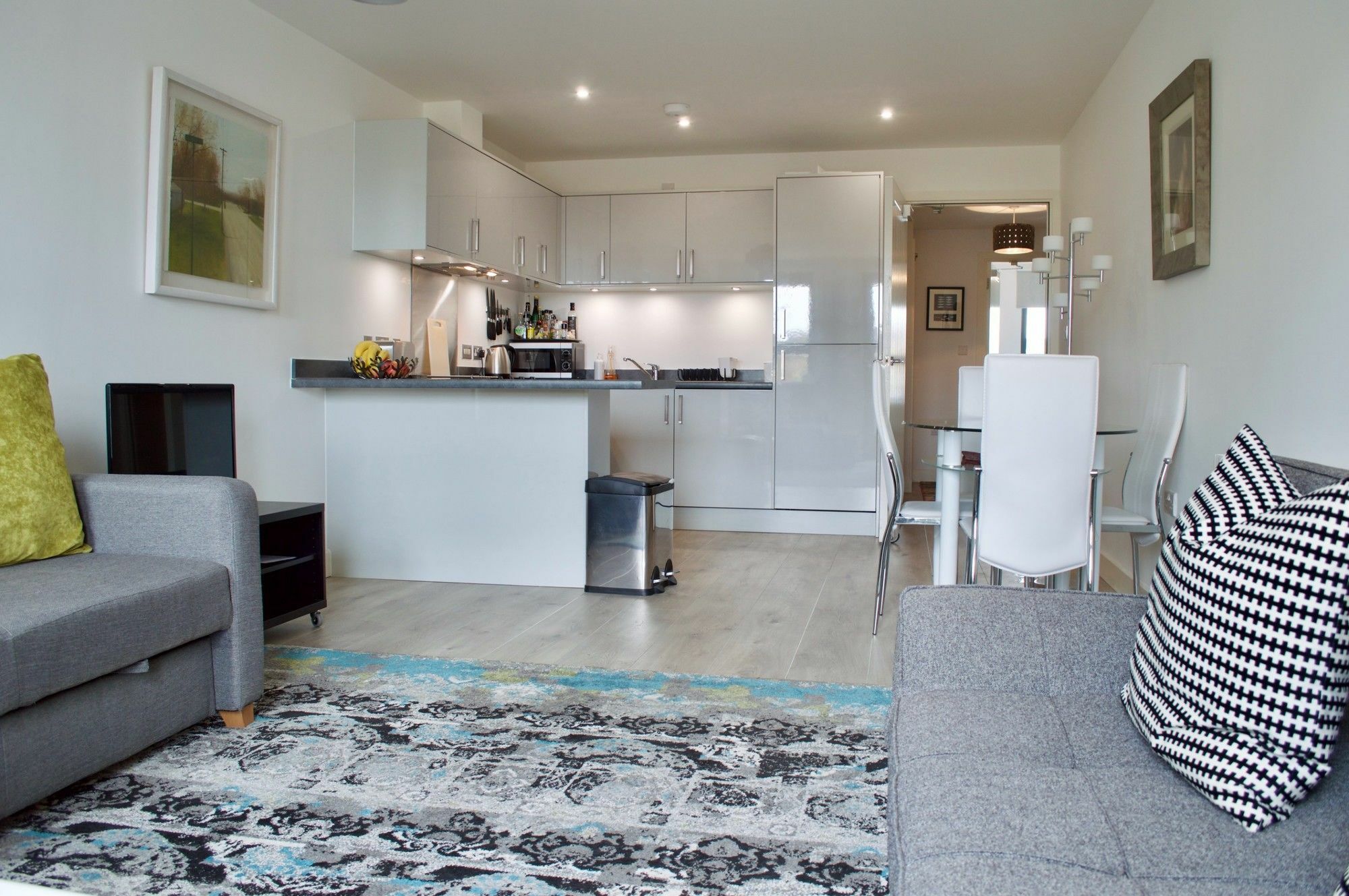 2 Bedroom With Free Parking Edinburgh