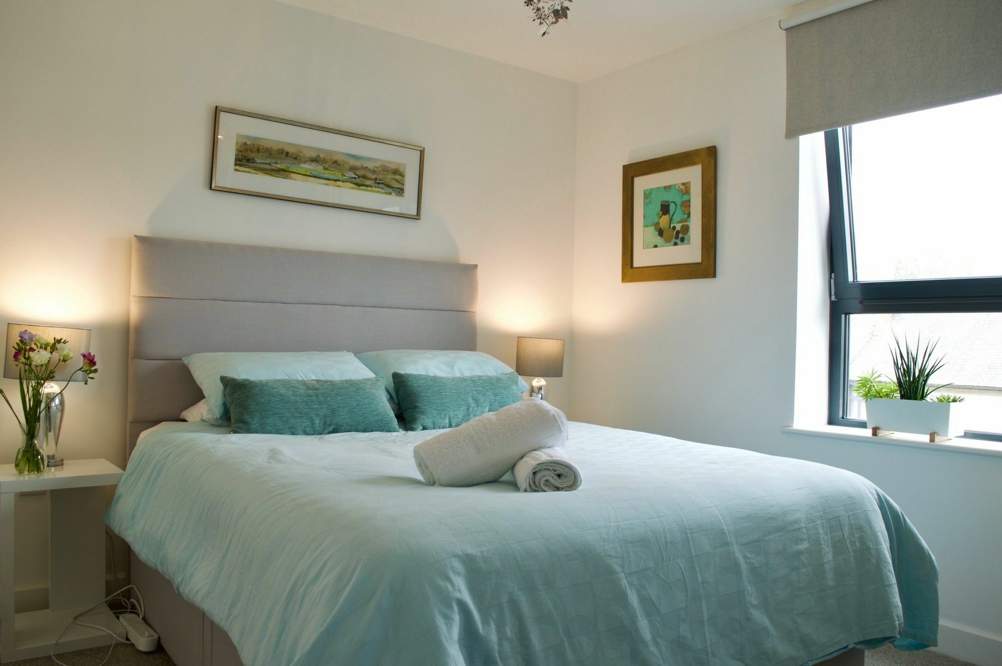 2 Bedroom With Free Parking