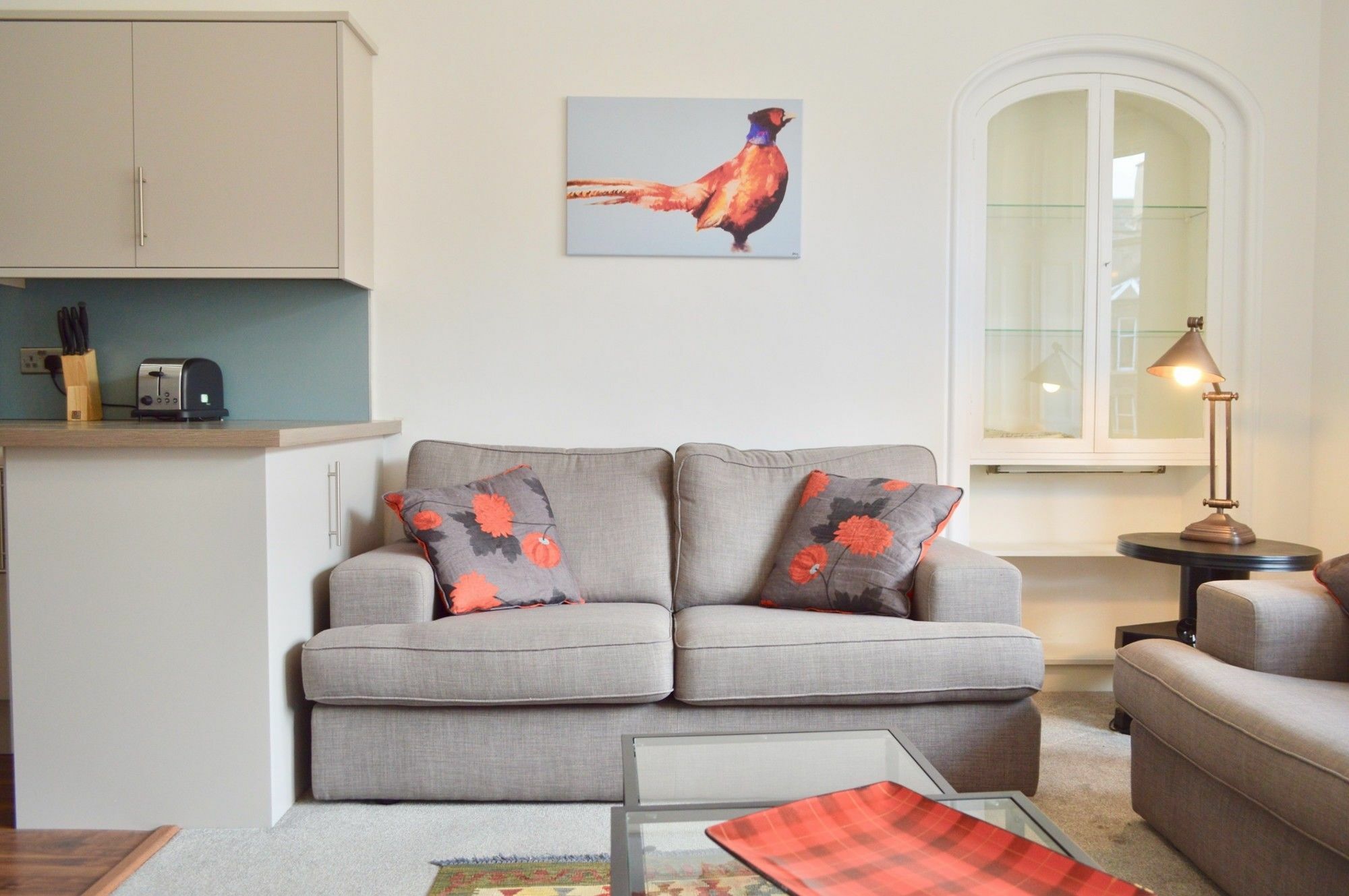 Spacious 3 Bedroom West End Flat Edinburgh