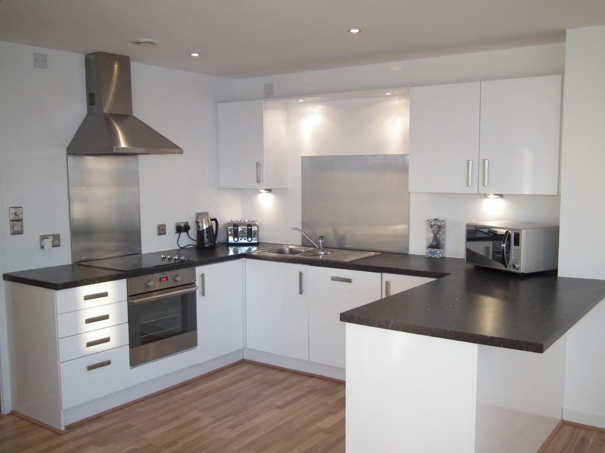 Western Harbour Apartment *