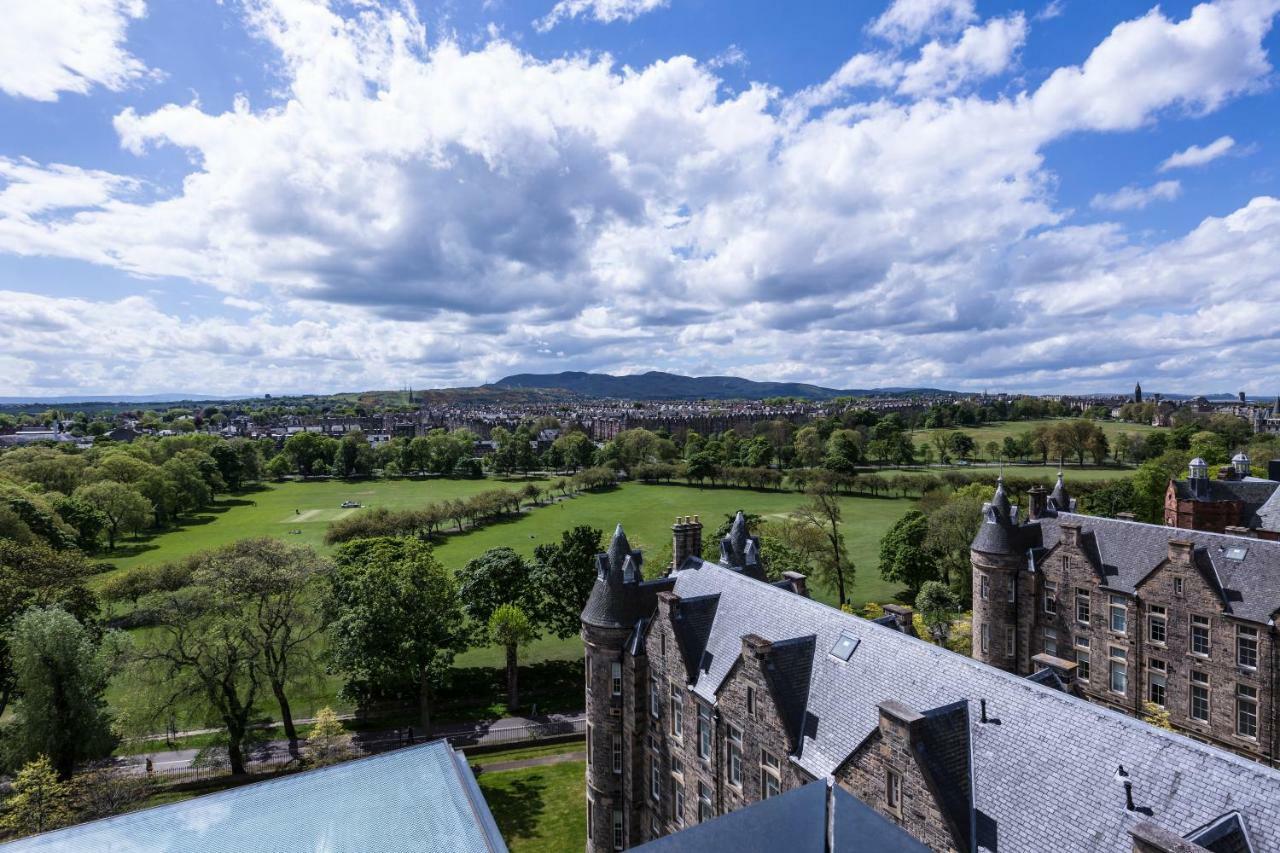 Stunning Quartermile Penthouse Edinburgh
